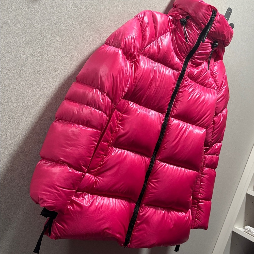 Canada Goose Women's Vibrant Pink Puffer Jacket